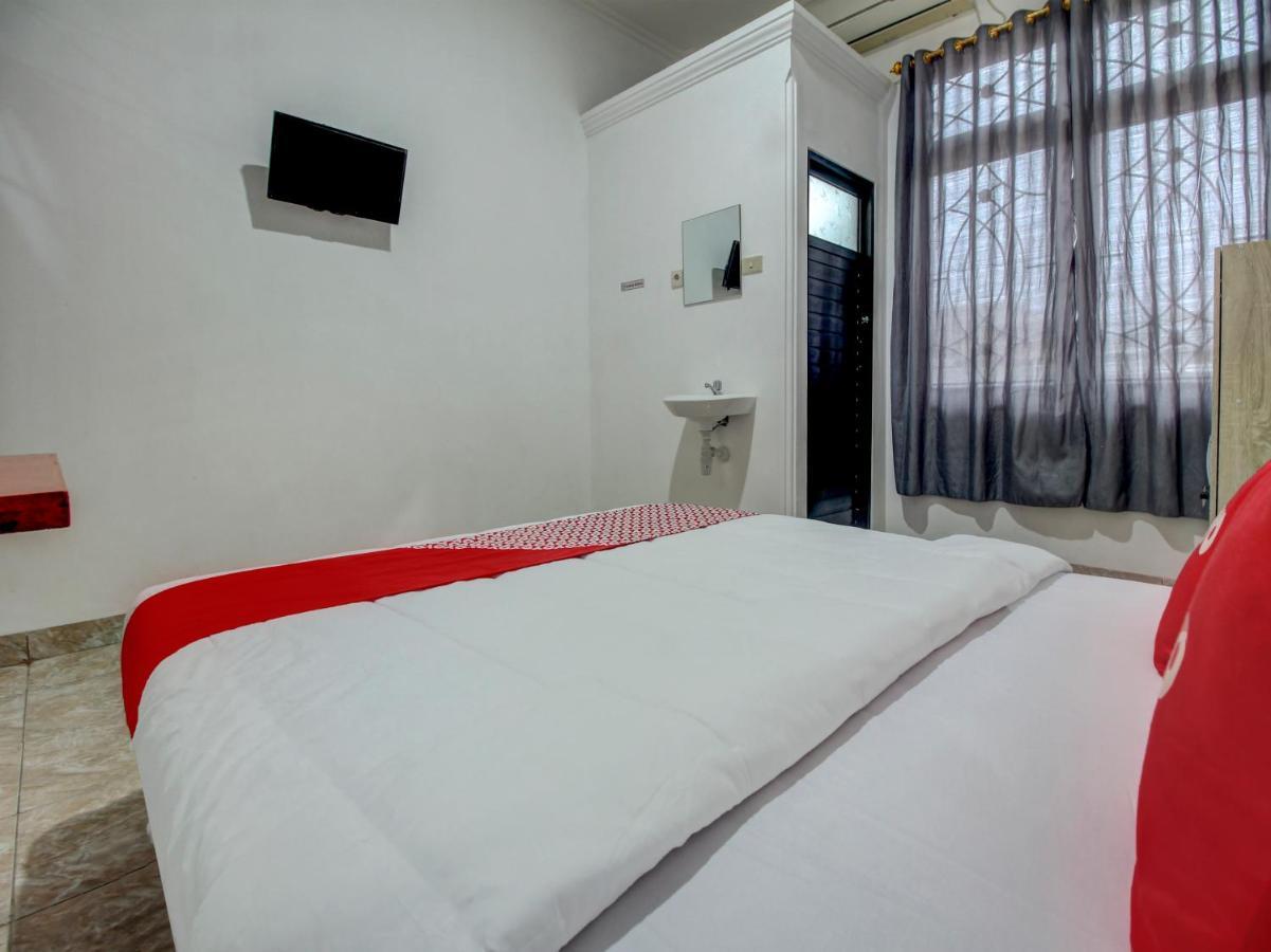 Super Oyo 90224 Palembang Residence Eksteriør billede